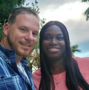 Meet your Posher, Troy